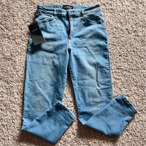FitJeans “Mom” Jeans